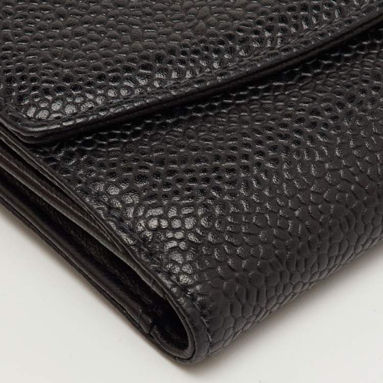 Pre Owned Chanel Black Caviar Leather CC Interlocking Compact Wallet