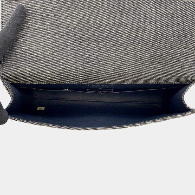 Pre Owned Chanel Chocolate Bar Chain Shoulder Bag Navy Denim