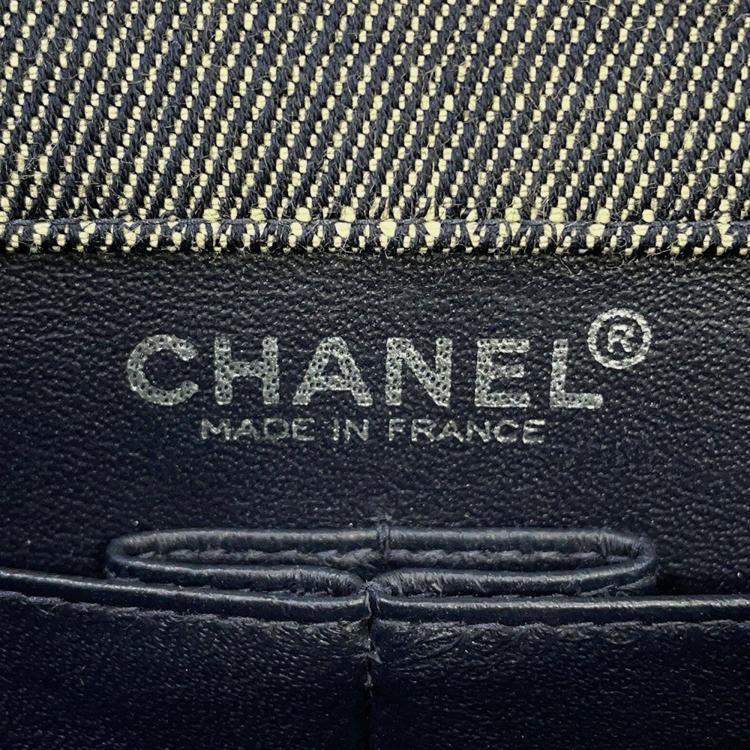 Pre Owned Chanel Chocolate Bar Chain Shoulder Bag Navy Denim