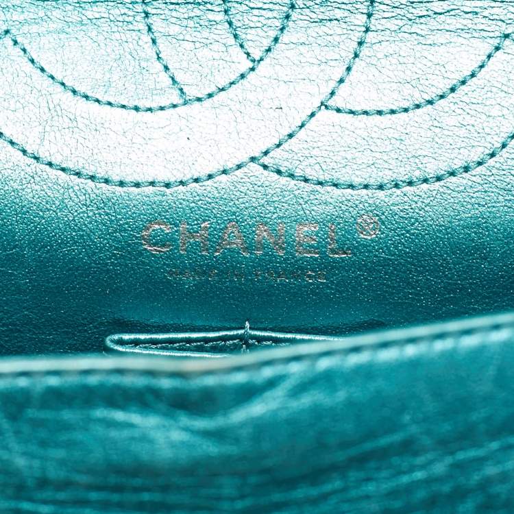 Pre Owned Chanel Reissue 2.55 226 Green Shimmering Leather Flap Bag