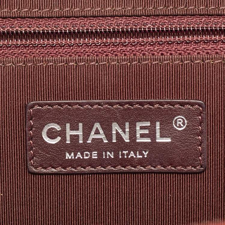Pre Owned Chanel Coco Boy Medium Red Quilted Leather Camera Bag