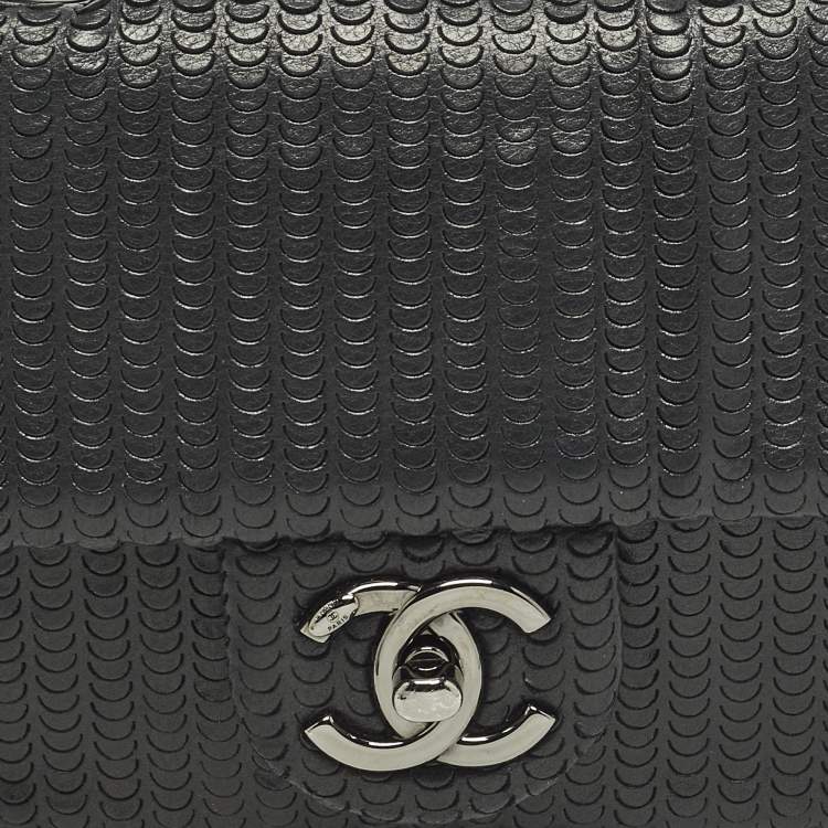 Pre Owned حقيبة شانيل كلاسيك جلد وردي مبطن صغيرة بقلاب مزدوج