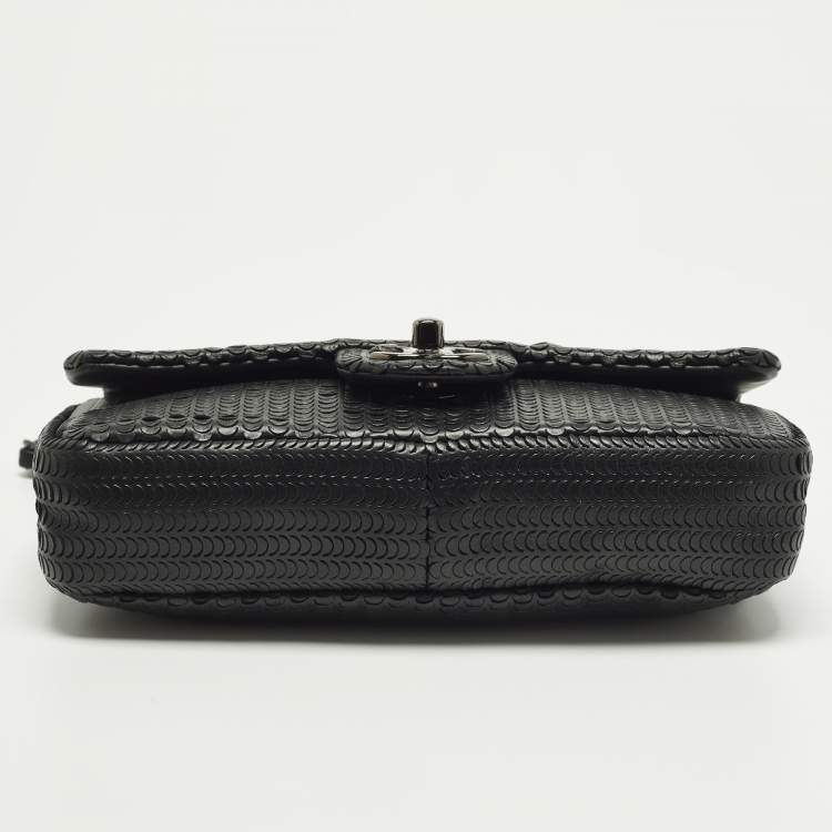 Pre Owned حقيبة شانيل كلاسيك جلد وردي مبطن صغيرة بقلاب مزدوج