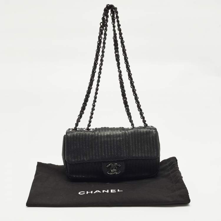 Pre Owned حقيبة شانيل كلاسيك جلد وردي مبطن صغيرة بقلاب مزدوج