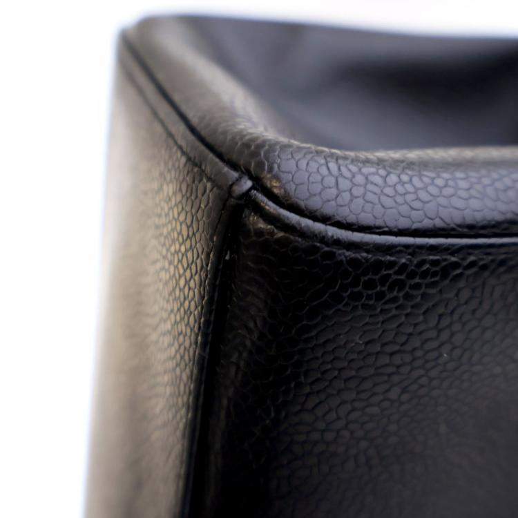 Pre Owned Chanel Vintage Medium Black Caviar Resin Top Handle Bag