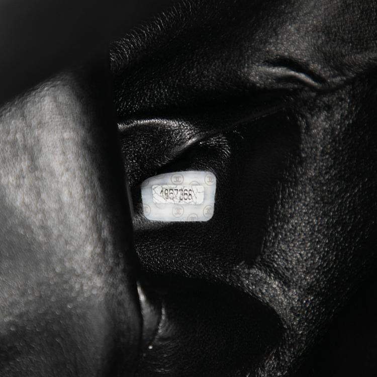 Pre Owned Chanel Black CC Caviar Tote