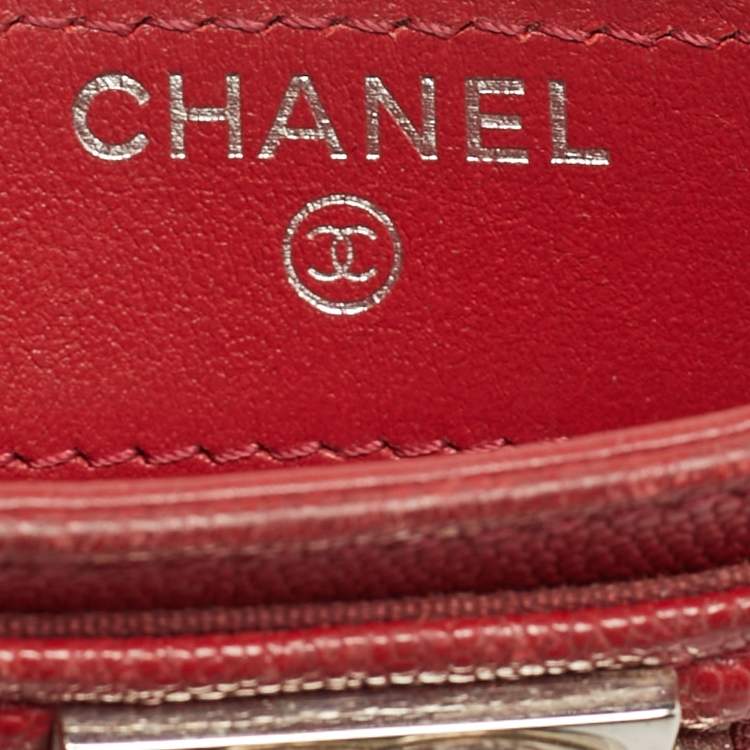 Pre Owned Chanel Boy Red Caviar Quilted Leather Card Holder