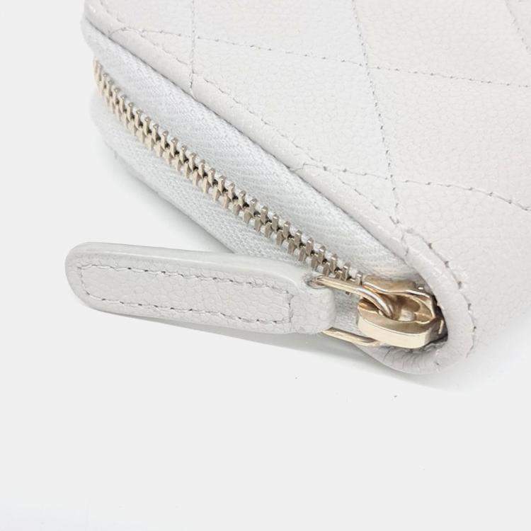 Pre Owned Chanel Grey Leather Caviar Card Holder