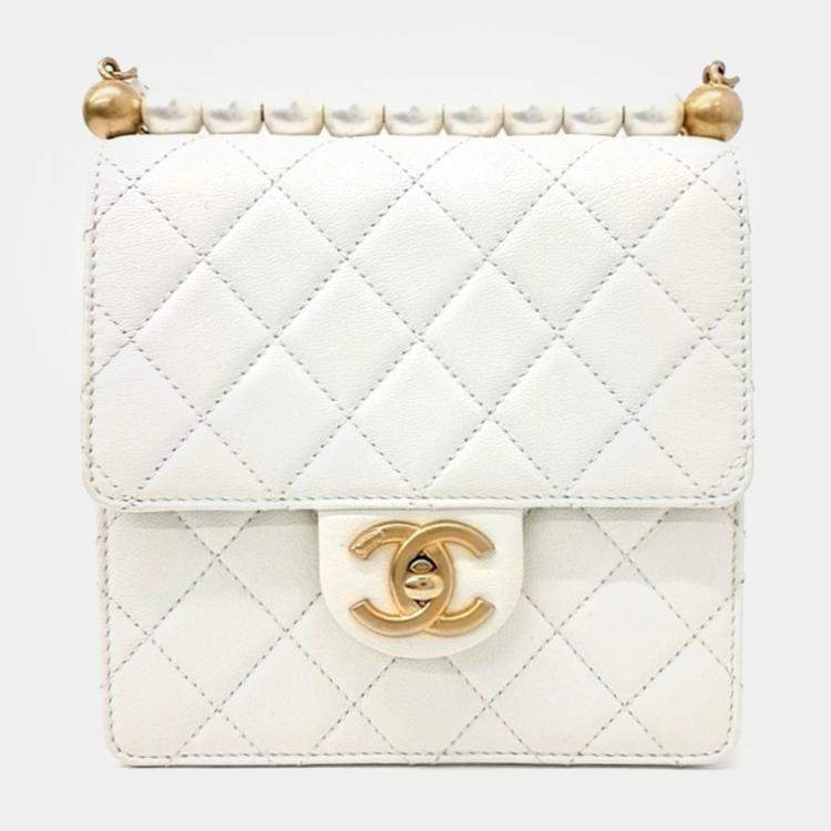 Pre Owned Chanel White Leather Pearl Chain Crossbody Bag