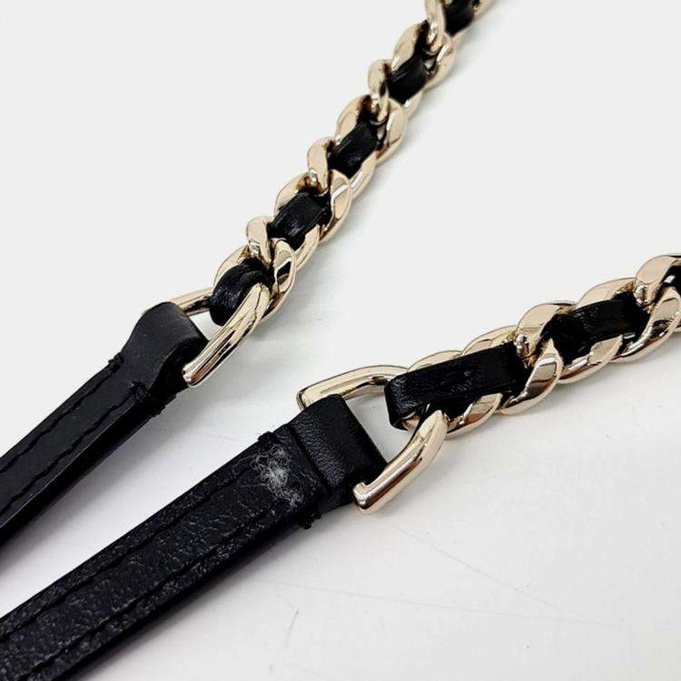 مملوكة مسبقًا Chanel Black Leather Small Shopping Bag with Charm