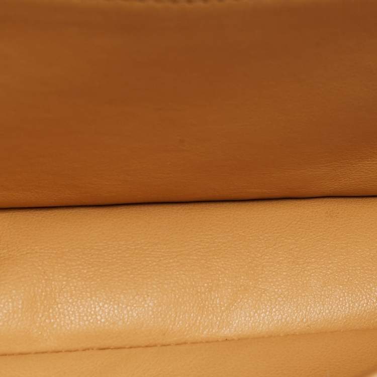 مملوكة مسبقًا Chanel Double Sided Classic Beige Small Quilted Leather Flap Bag