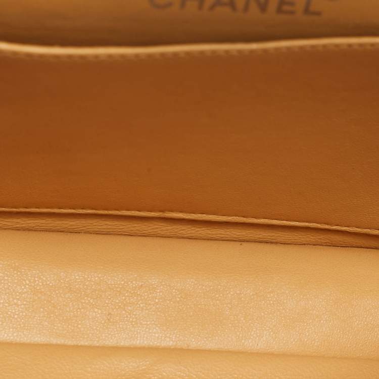 مملوكة مسبقًا Chanel Double Sided Classic Beige Small Quilted Leather Flap Bag