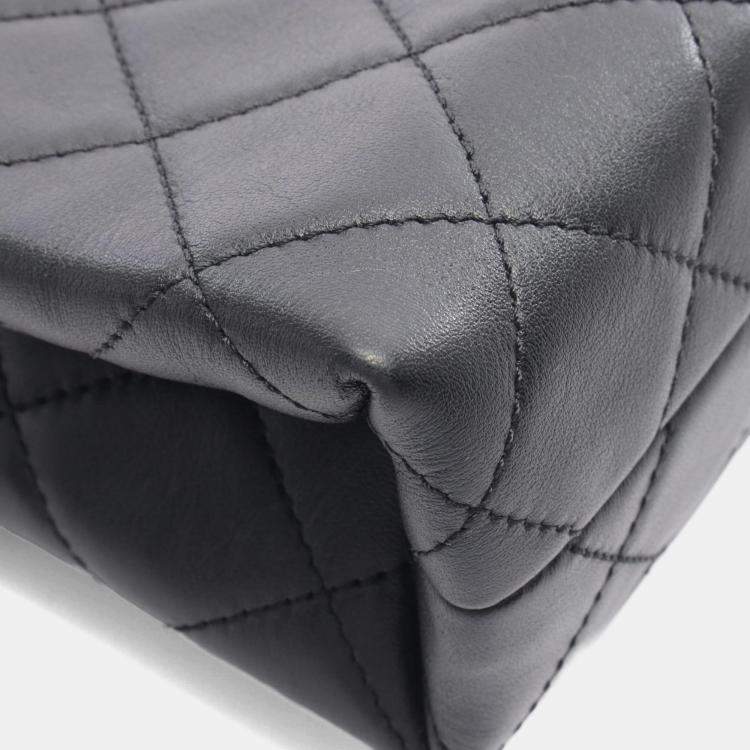 Pre Owned Chanel Matelasse Logo Shoulder Bag Lambskin Leather Black