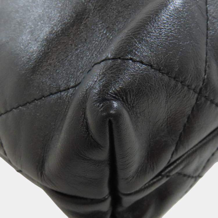 Pre Owned Chanel 22 Gold Hardware Lambskin Handbag