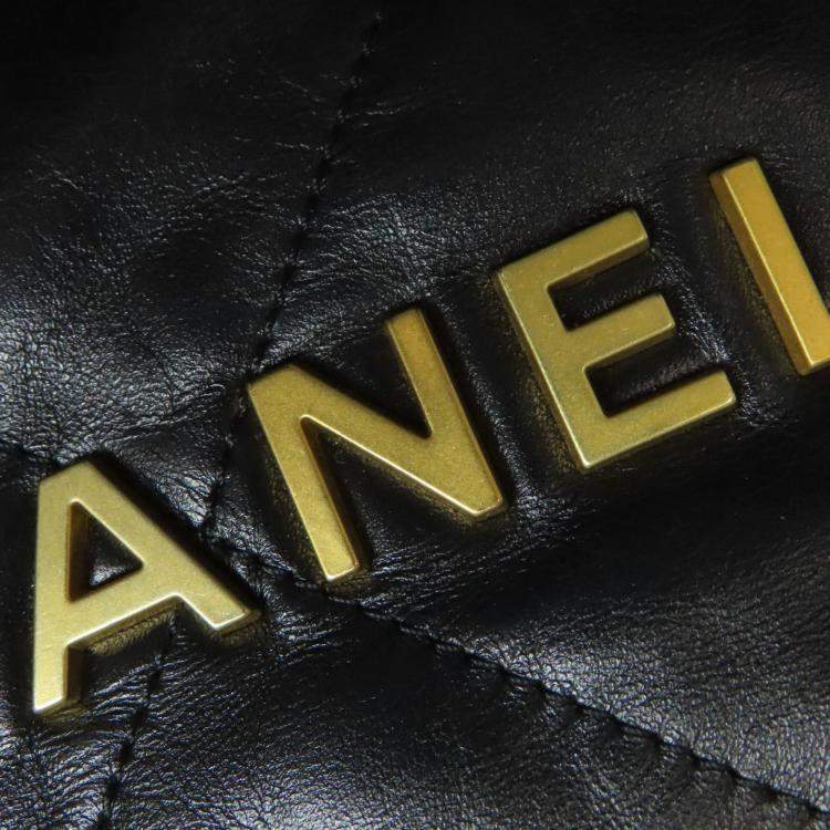 Pre Owned Chanel 22 Gold Hardware Lambskin Handbag