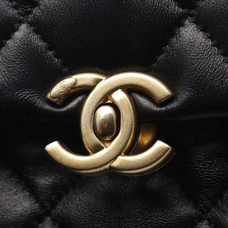 Pre Owned Chanel Mini Matelasse Shoulder Bag Lambskin Leather Black