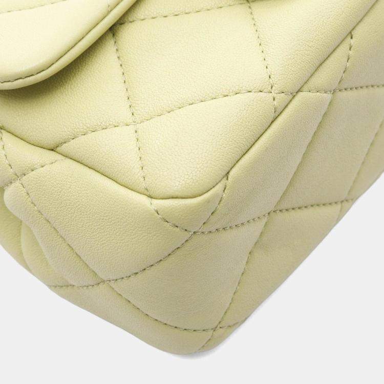 Pre Owned Chanel Mini Matelasse Loop Handle Shoulder Bag In Lambskin Leather Green