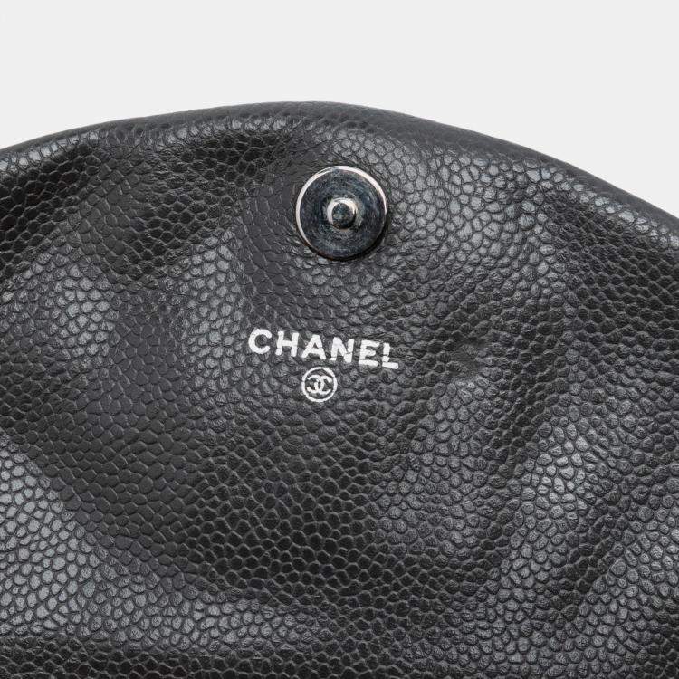 Pre Owned Chanel CC Caviar Half Moon Wallet on Chain