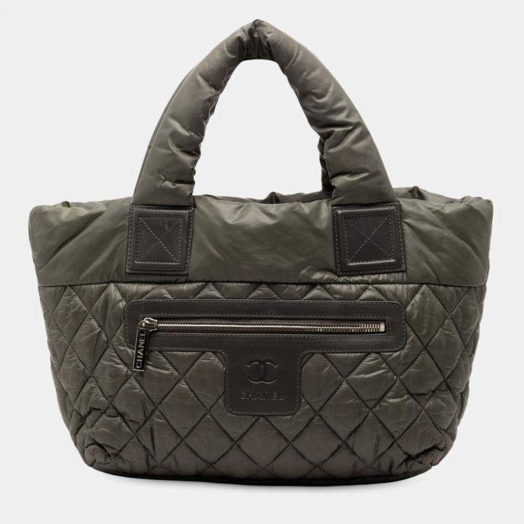 مملوكة مسبقًا Chanel Green Small Quilted Nylon Coco Cocoon Tote