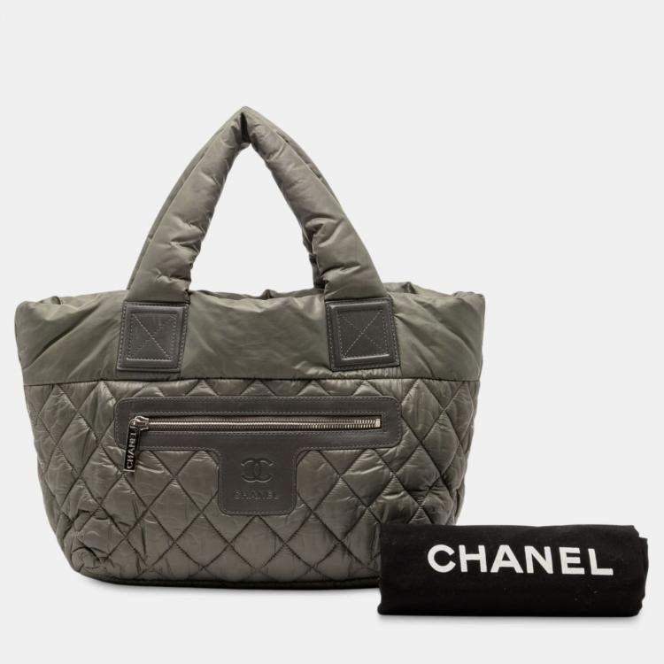 مملوكة مسبقًا Chanel Green Small Quilted Nylon Coco Cocoon Tote