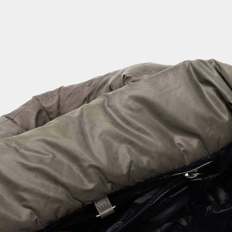 مملوكة مسبقًا Chanel Green Small Quilted Nylon Coco Cocoon Tote