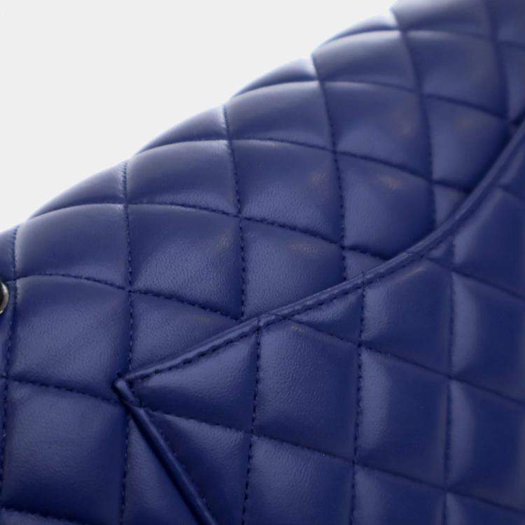 Pre Owned Chanel Blue Medium Classic Lambskin Double Flap