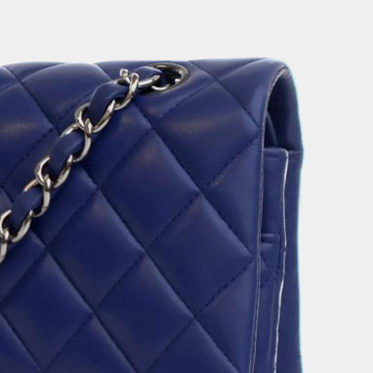 Pre Owned Chanel Blue Medium Classic Lambskin Double Flap