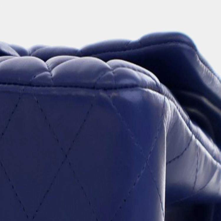 Pre Owned Chanel Blue Medium Classic Lambskin Double Flap