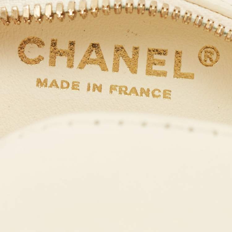 Pre Owned Chanel La Pausa Lifesaver White/Black Leather Round Bag