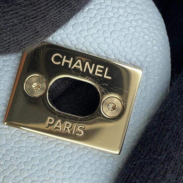 Pre Owned Chanel Matelasse W Flap Chain shoulder Bag Light Blue Caviar Leather Size 25