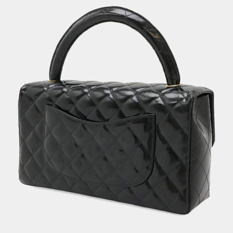 مملوكة مسبقًا Chanel Matelasse Handbag Black Patent Leather