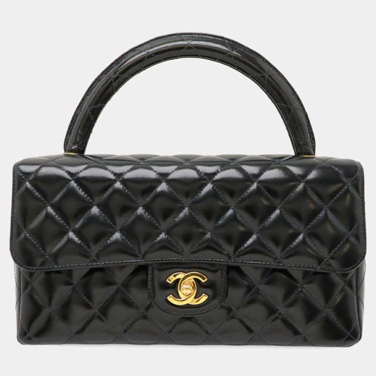 مملوكة مسبقًا Chanel Matelasse Handbag Black Patent Leather