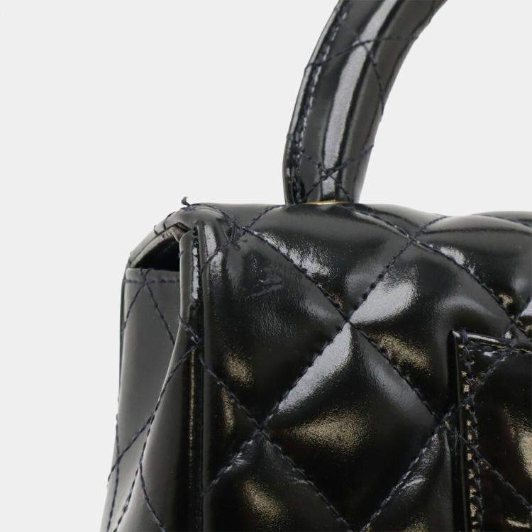 مملوكة مسبقًا Chanel Matelasse Handbag Black Patent Leather