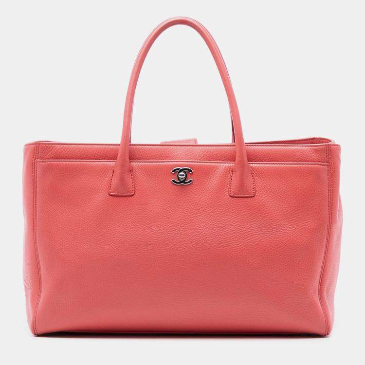 Pre Owned Chanel Pink Medium Calfskin Executive Cerf Tote