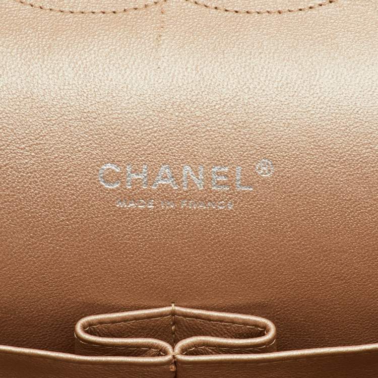 Pre Owned Chanel Metallic Quilted Leather Maxi Classic Double Flap Bag