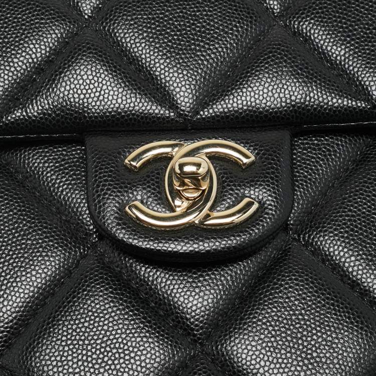 Pre Owned Chanel Retro Twist Black Quilted Caviar Leather Top Handle Bag