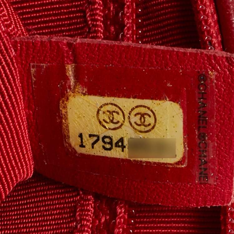 Pre Owned Chanel Boy Large Black/Red Quilted Leather Flap Bag