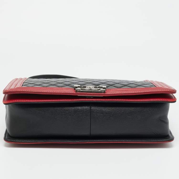 Pre Owned Chanel Boy Large Black/Red Quilted Leather Flap Bag