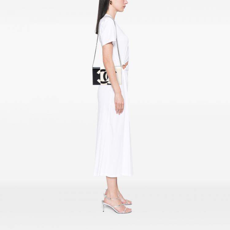 Pre Owned Chanel Black CC Lambskin Embroidered Clutch With Chain