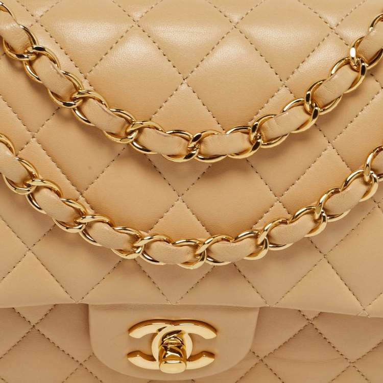 Pre Owned Chanel Classic Double Flap Medium Beige Quilted Leather Shoulder Bag