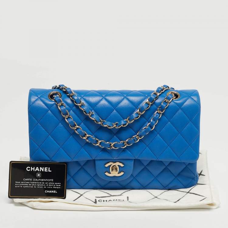 Pre Owned Chanel Classic Double Flap Medium Blue Quilted Leather Shoulder Bag
