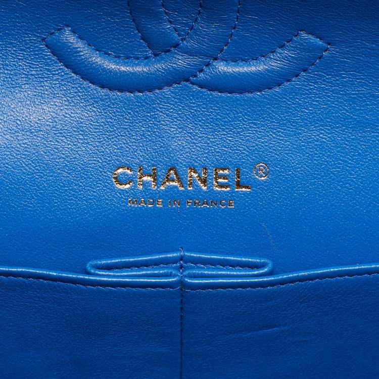 Pre Owned Chanel Classic Double Flap Medium Blue Quilted Leather Shoulder Bag
