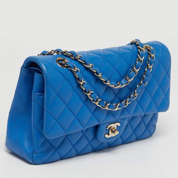 Pre Owned Chanel Classic Double Flap Medium Blue Quilted Leather Shoulder Bag