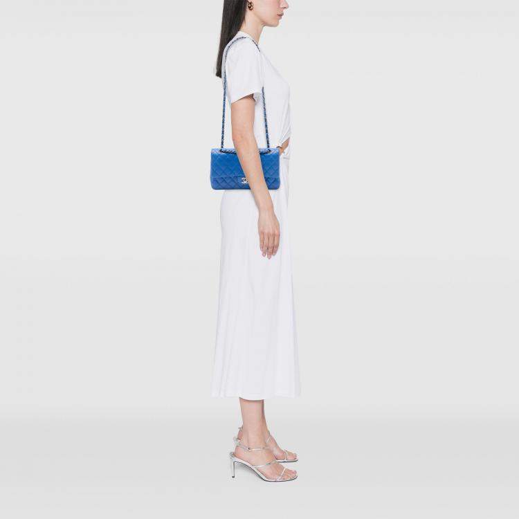 Pre Owned Chanel Blue Medium Classic Caviar Double Flap