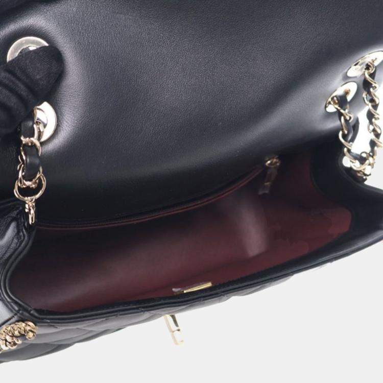 Pre Owned Chanel Medium Lambskin Pearl Chain Around Flap Bag