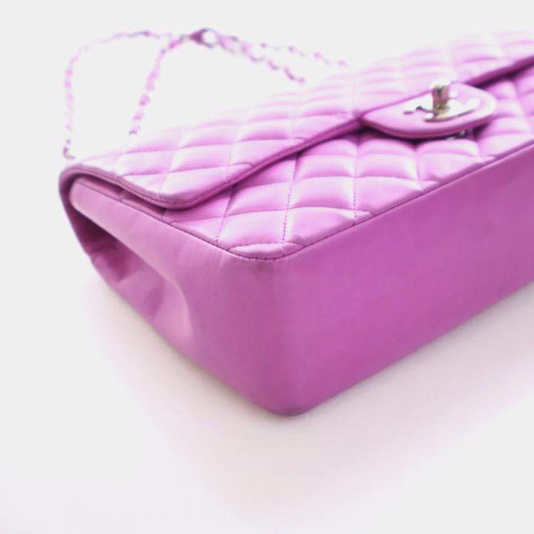 مملوكة مسبقًا Chanel Vintage Medium Lambskin Classic Single Flap Bag