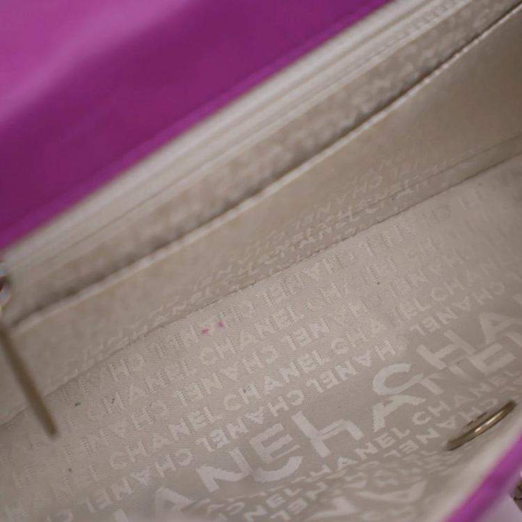 مملوكة مسبقًا Chanel Vintage Medium Lambskin Classic Single Flap Bag