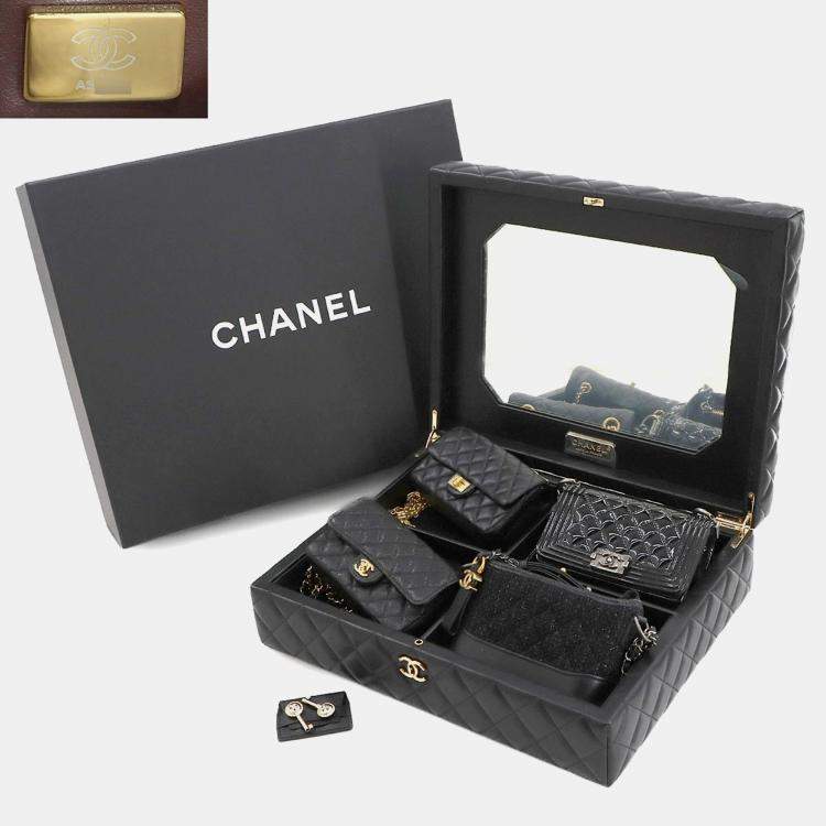 Pre Owned Chanel Success Story Black Set Of 4 Mini Bags With Quilted Trunk