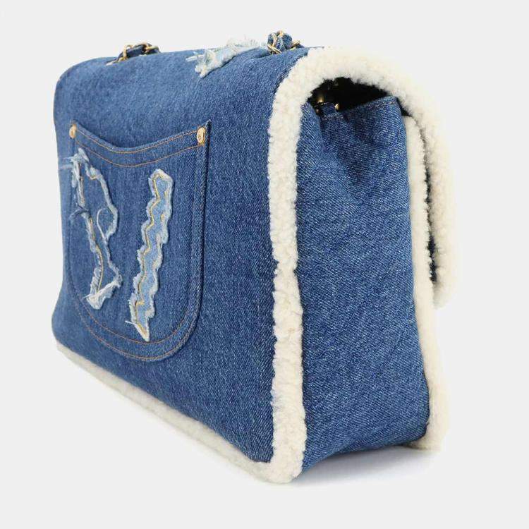 Pre Owned Chanel Paris-Egypt Hieroglyph Flap Blue Denim Shearling Chain Shoulder Bag