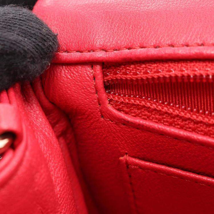 مملوكة مسبقًا Chanel Matelasse 20 Mini Red Lambskin Leather Shoulder Bag